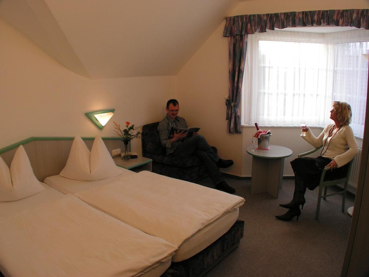 Hotel Am Markt Sagard Oda fotoğraf
